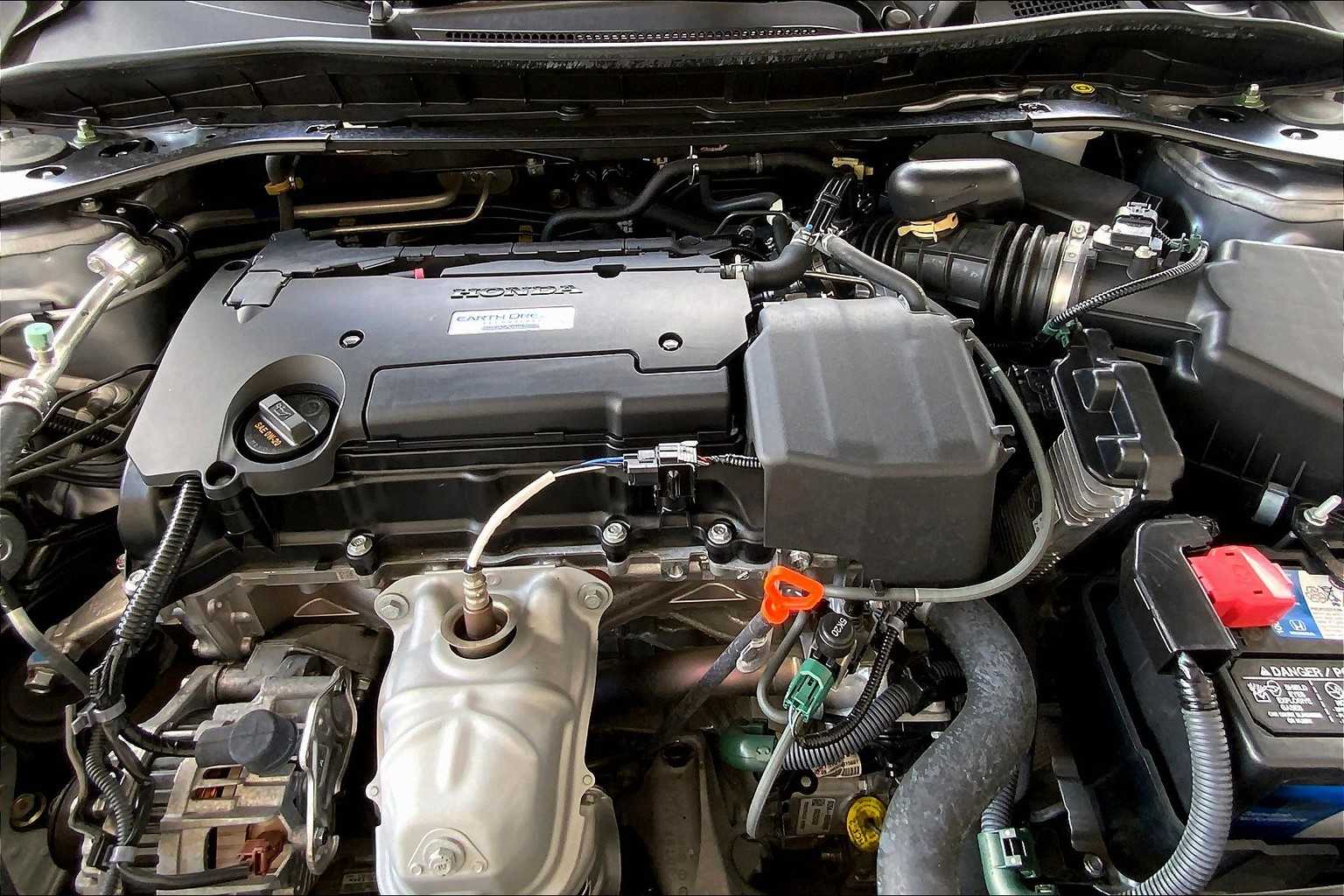 2016 Honda Accord EX-L photo 28