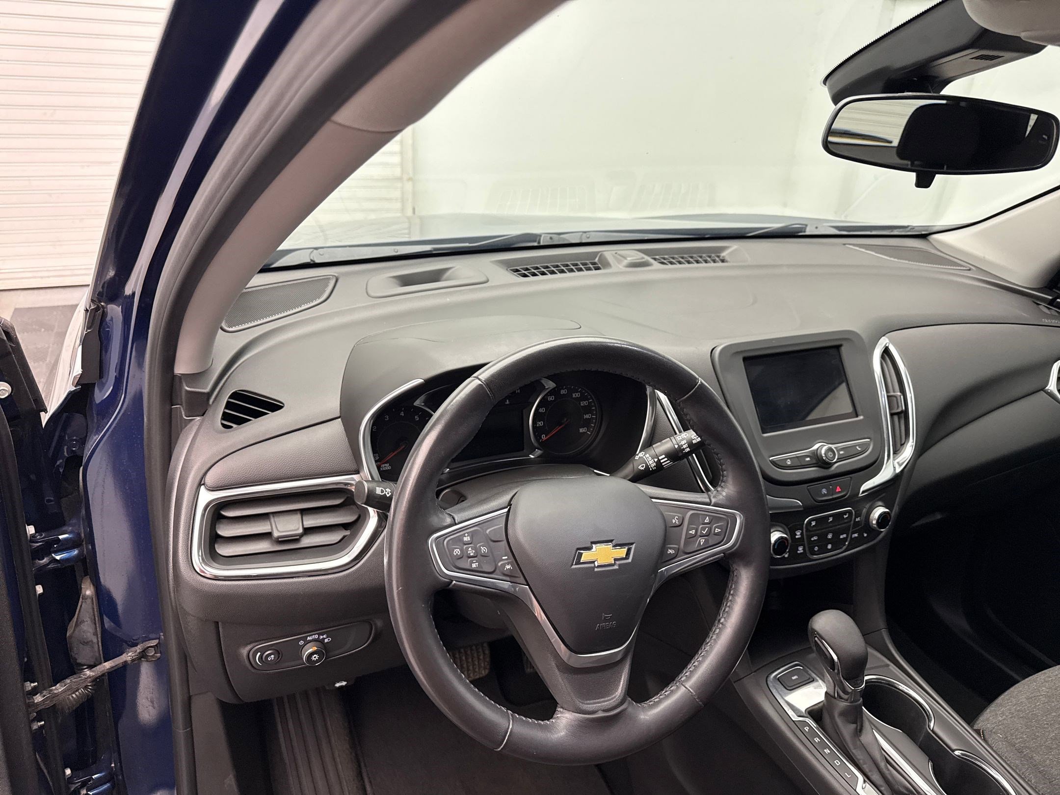2022 Chevrolet Equinox photo 33