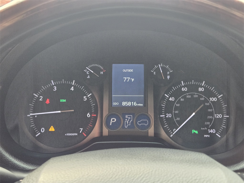 2017 Lexus GX 460 photo 16