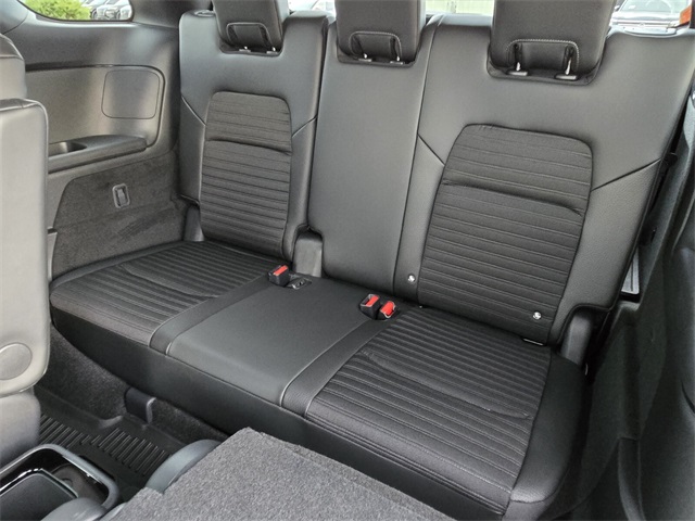 2025 Nissan Pathfinder Rock Creek photo 9