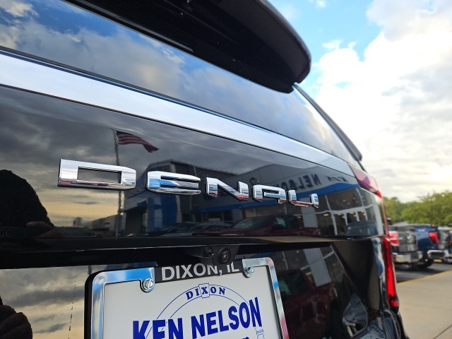 2026 Gmc Sierra 1500 Denali Ultimate photo 2