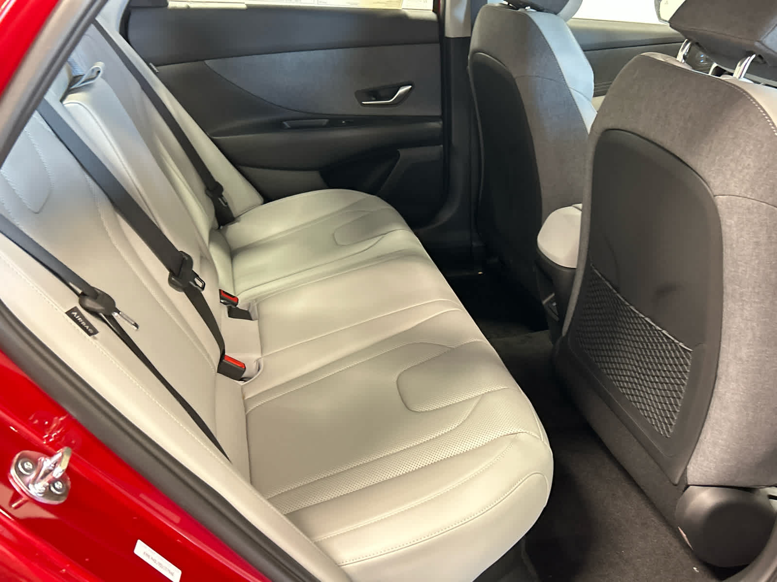 2025 Hyundai Elantra Hybrid Limited photo 30