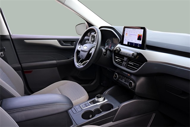 2022 Ford Escape SE photo 7