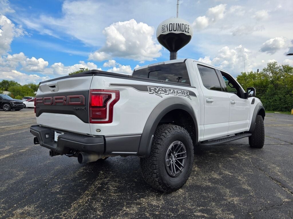 2020 Ford F-150 Raptor photo 13