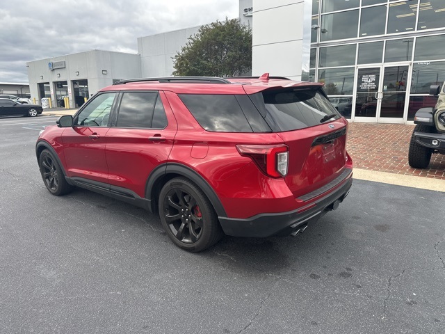 2020 Ford Explorer ST photo 4