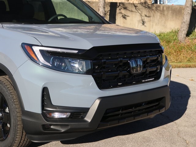 2026 Honda Ridgeline Black Edition photo 3