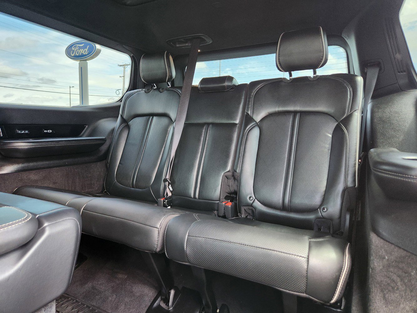 2022 Jeep Grand Wagoneer II photo 33