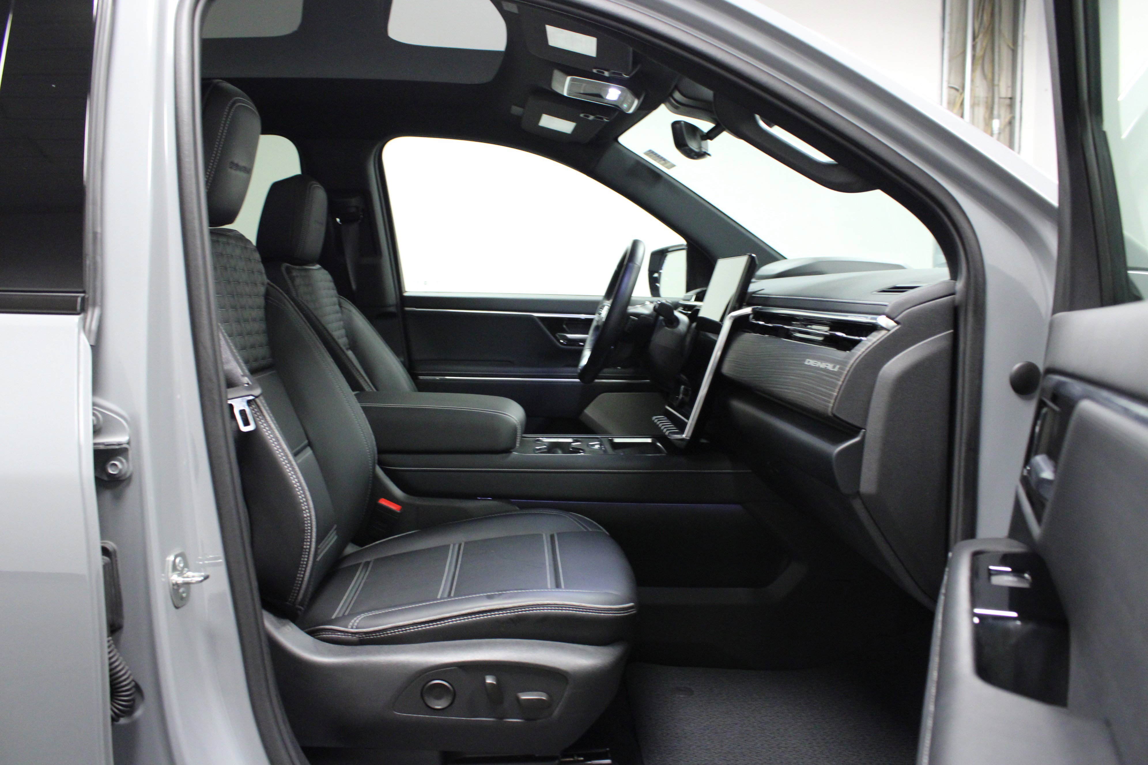 2024 Gmc Sierra EV Denali Edition 1 photo 13