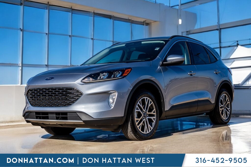 2022 Ford Escape SEL's photo