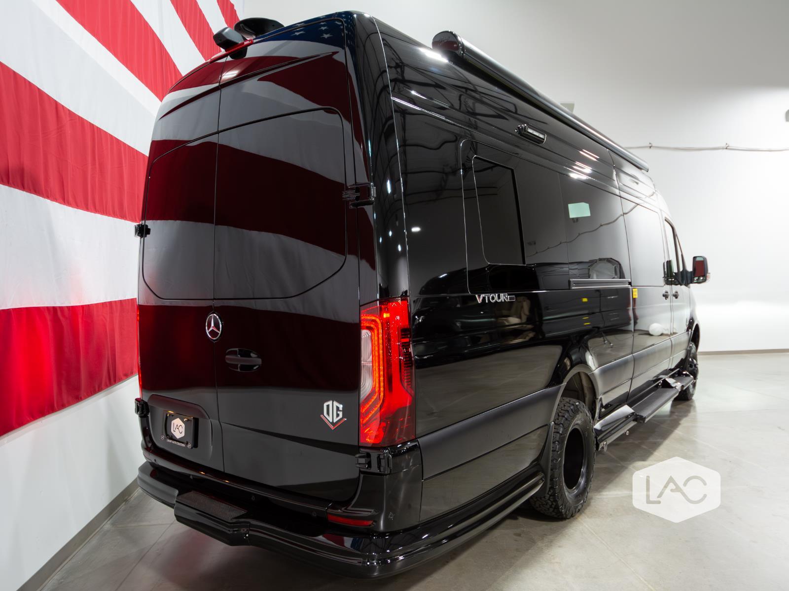 2024 Mercedes Benz Sprinter Cargo Van photo 30