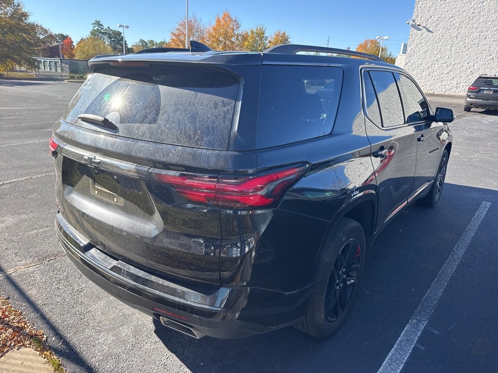 2023 Chevrolet Traverse Premier photo 3