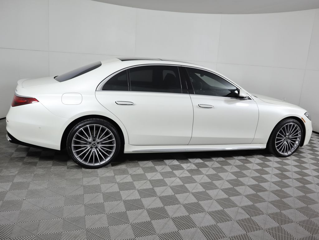 2023 Mercedes Benz S 580 4MATIC photo 4