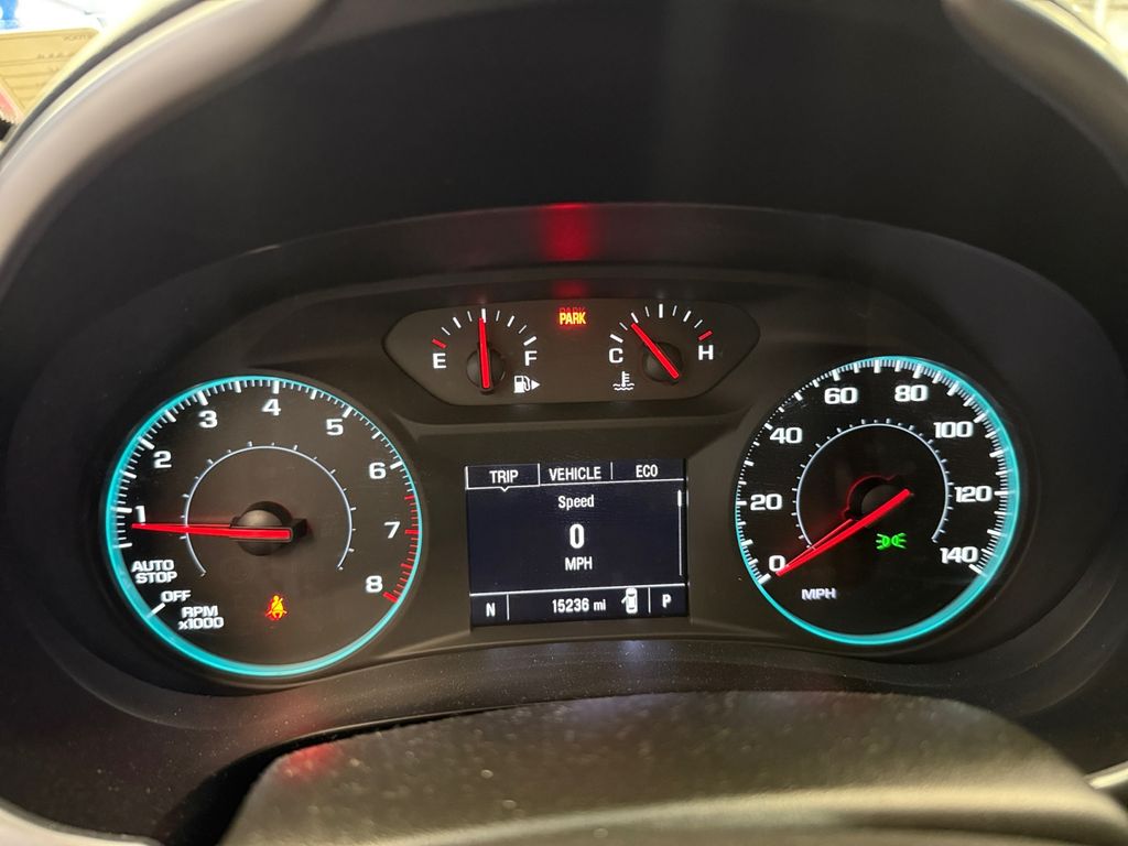 2025 Chevrolet Malibu photo 10