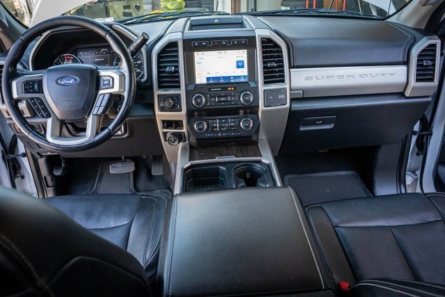 2021 Ford F-350 photo 32