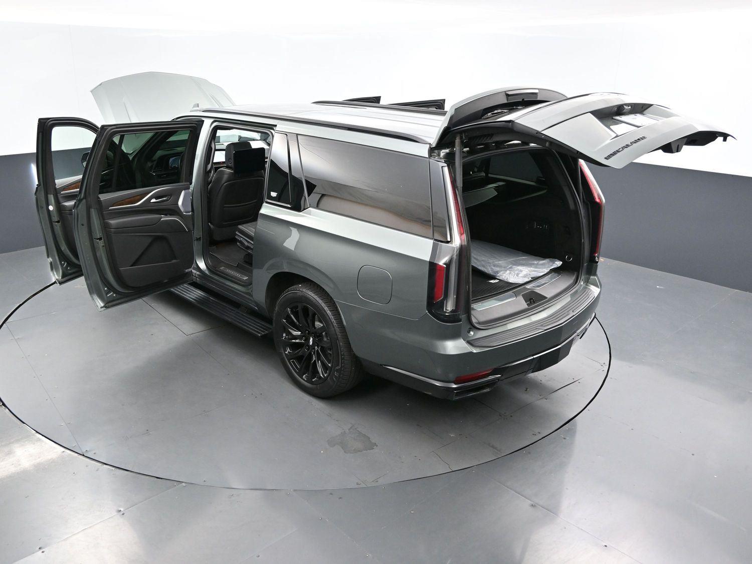 2023 Cadillac Escalade ESV Sport Platinum photo 46