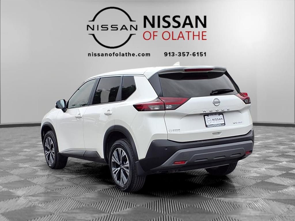 2023 Nissan Rogue SV photo 3