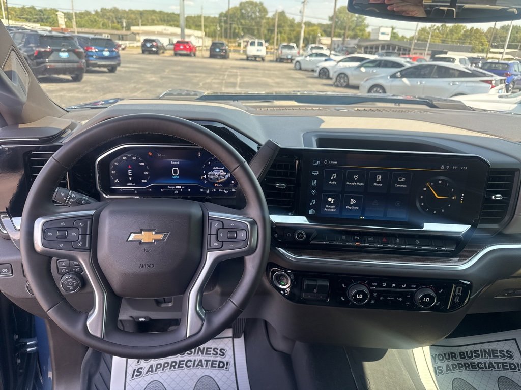 2025 Chevrolet Silverado 2500HD LT photo 17