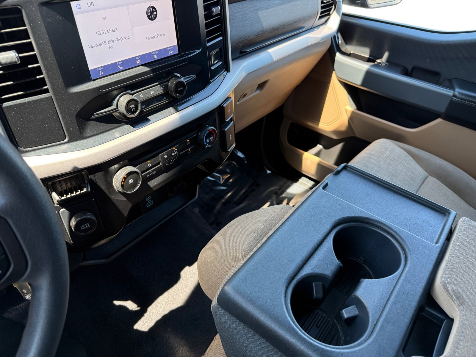 2023 Ford F-150 XLT photo 13