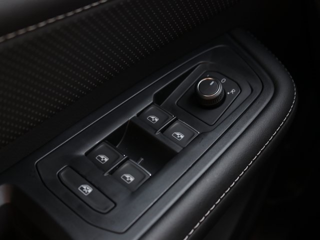 2026 Volkswagen Atlas SE Technology photo 17