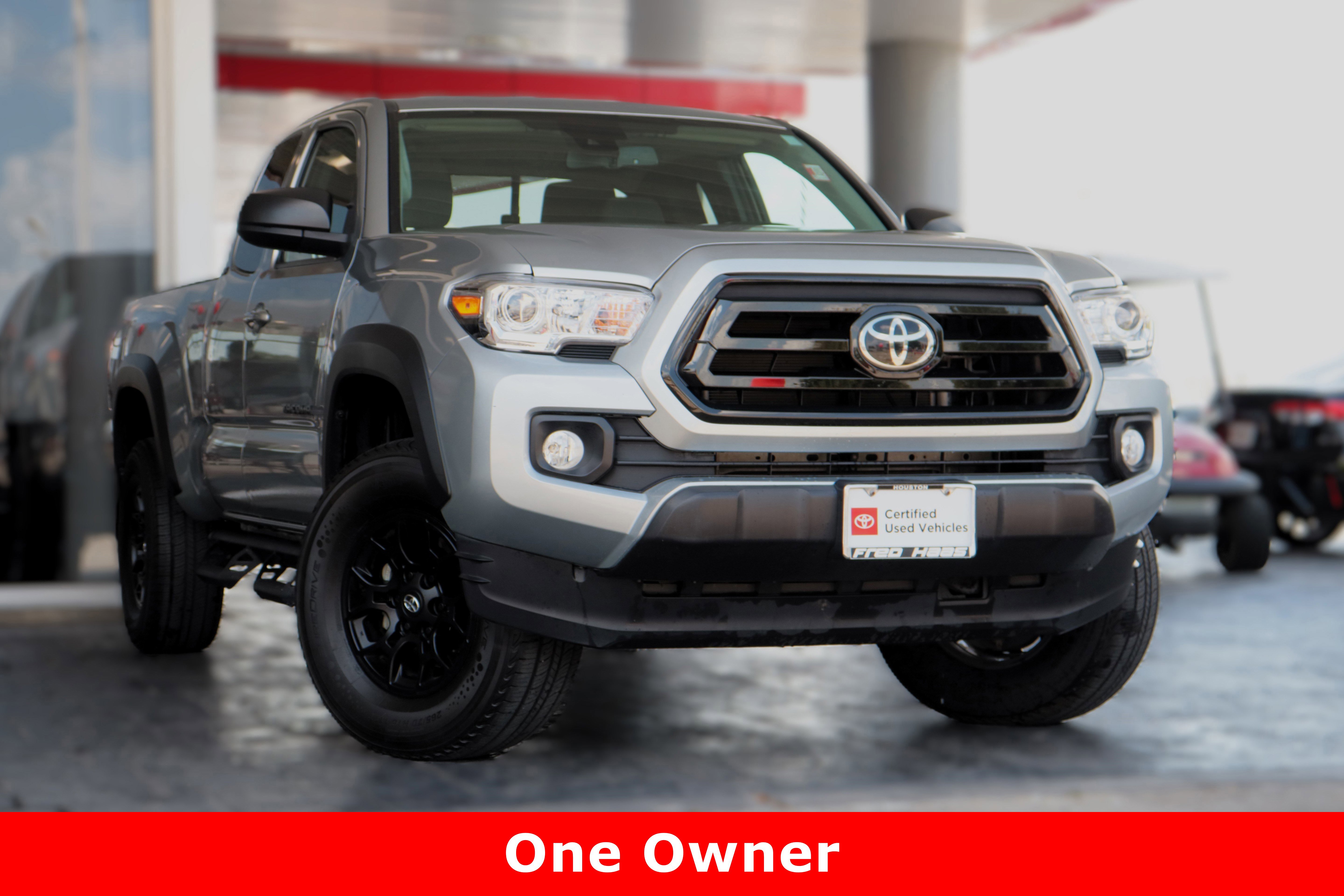 2023 Toyota Tacoma SR5 4x4 Access Cab photo 2