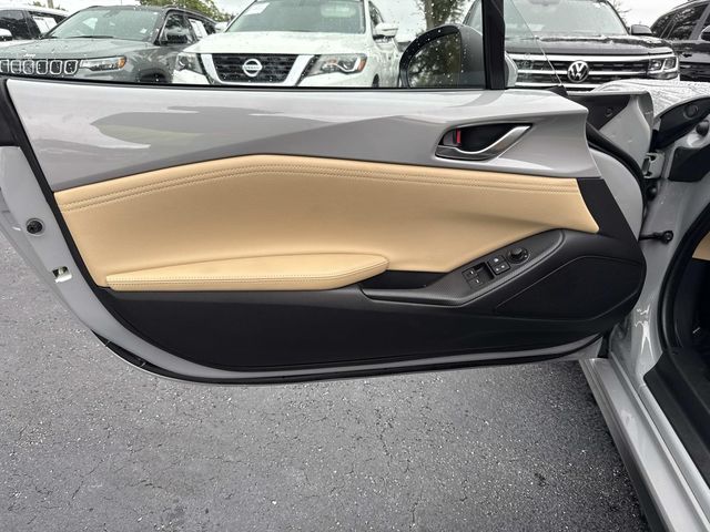 2025 Mazda MX-5 Miata Miata Grand Touring photo 12