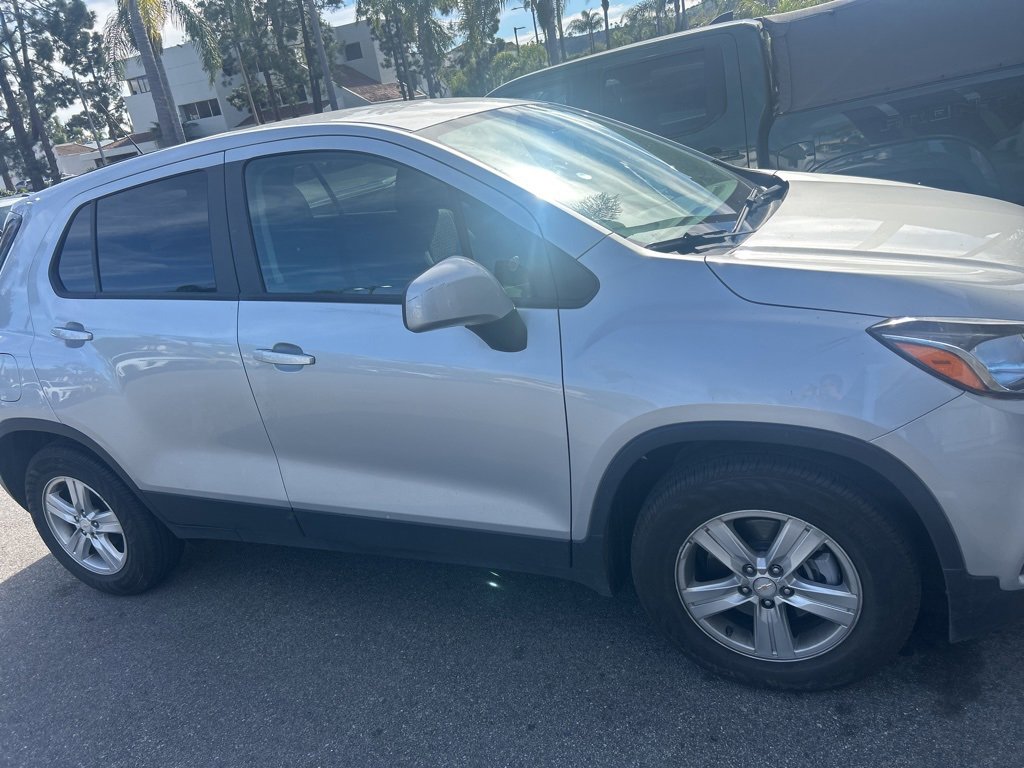 Used 2022 Chevrolet Trax LS with VIN KL7CJKSM2NB552419 for sale in Santa Barbara, CA