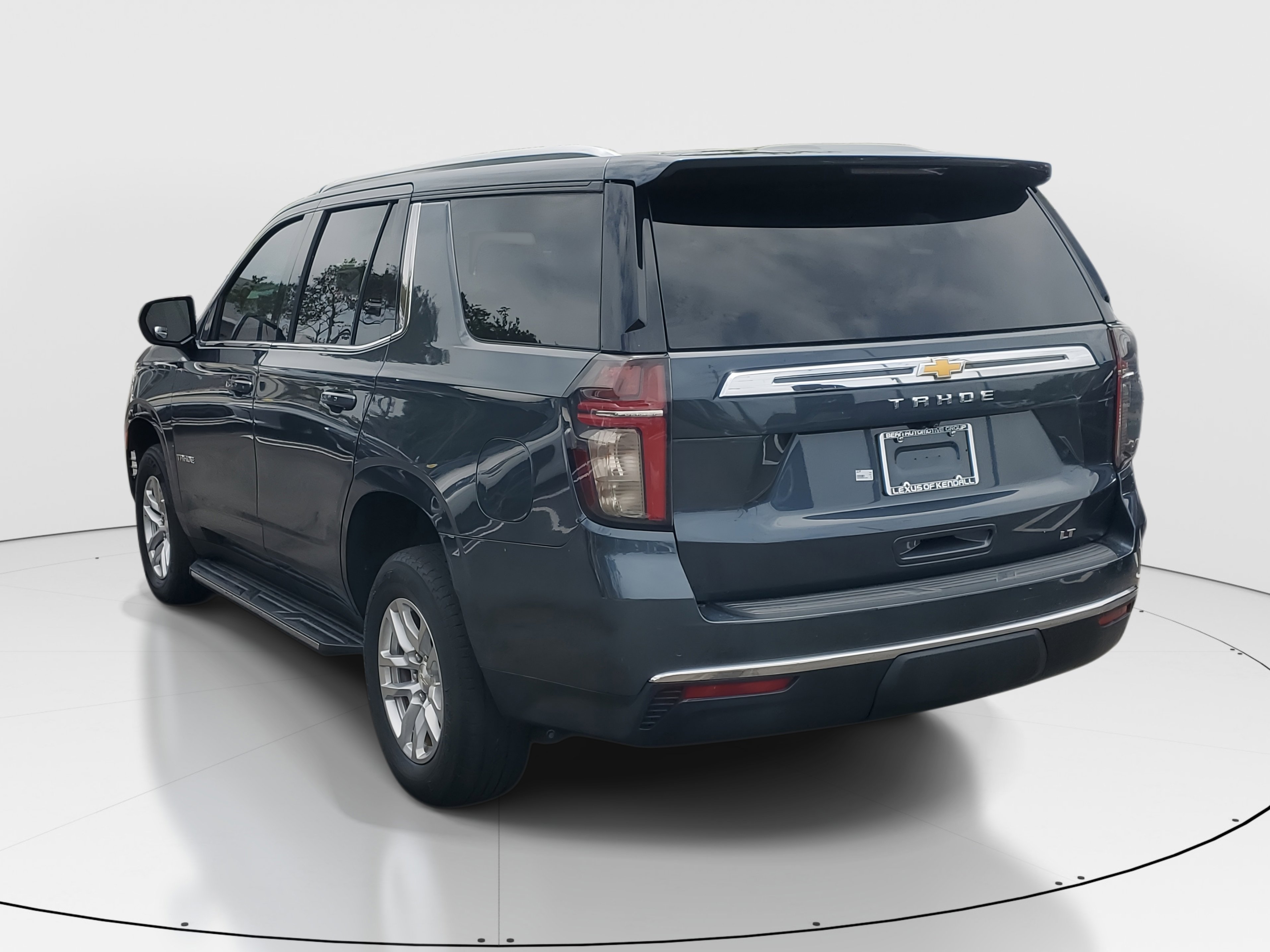 2021 Chevrolet Tahoe LT photo 4