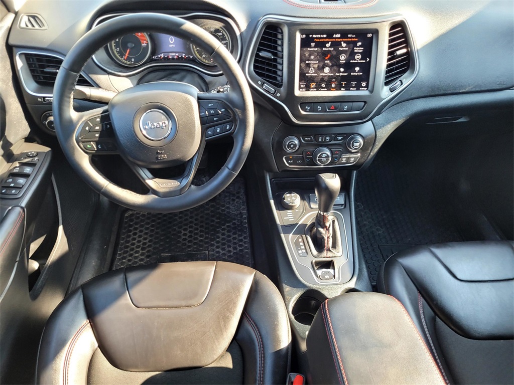 2023 Jeep Cherokee Trailhawk photo 30