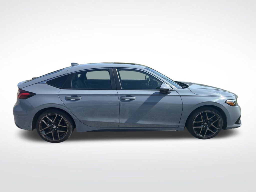 2022 Honda Civic Sport Touring photo 2