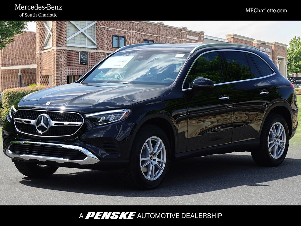 2025 Mercedes-Benz GLC Base's photo