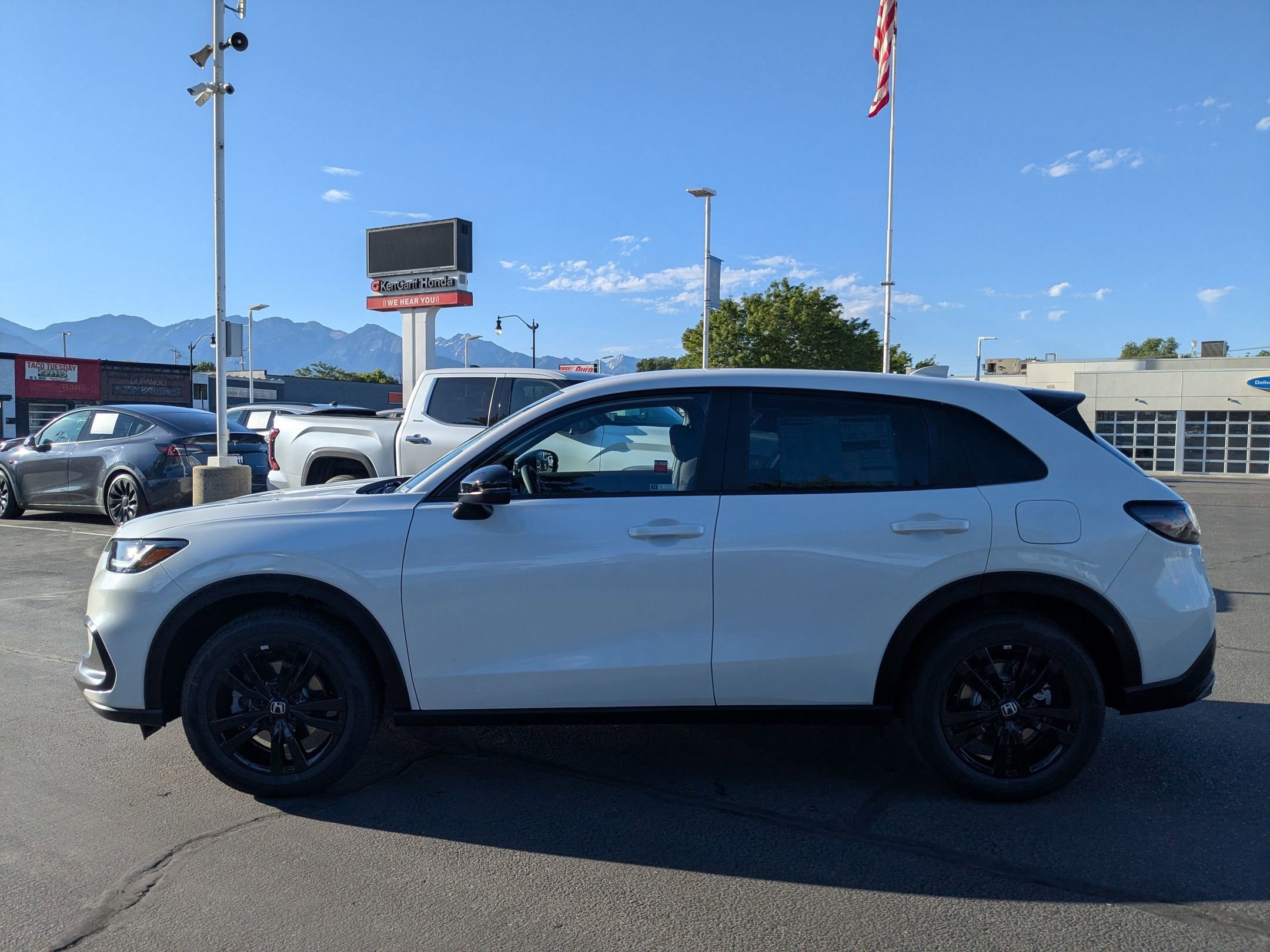 2026 Honda HR-V Sport photo 5
