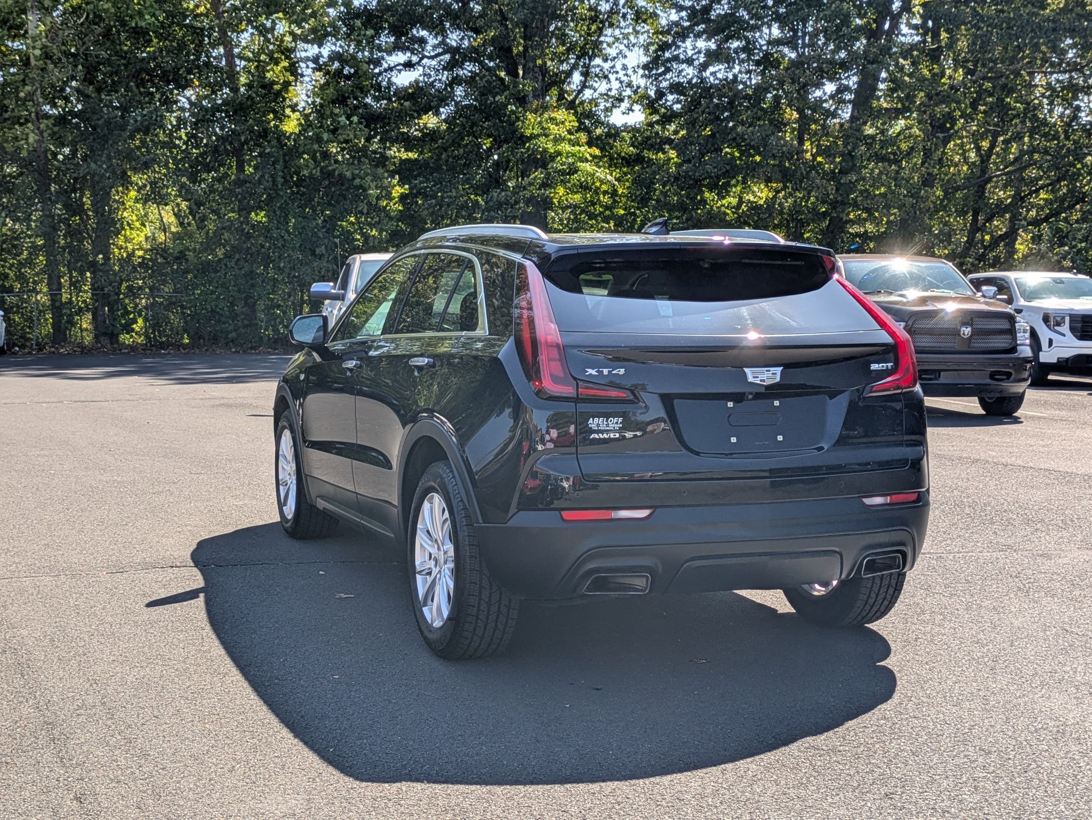 2019 Cadillac XT4 Luxury photo 4