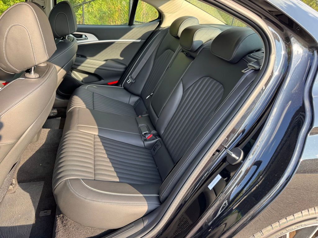 2026 Genesis G70 2.5T Prestige photo 19