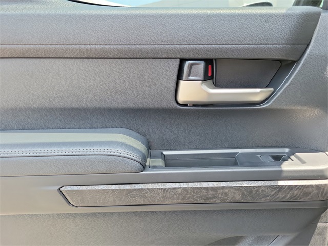 2025 Toyota Tacoma Limited Double Cab photo 11