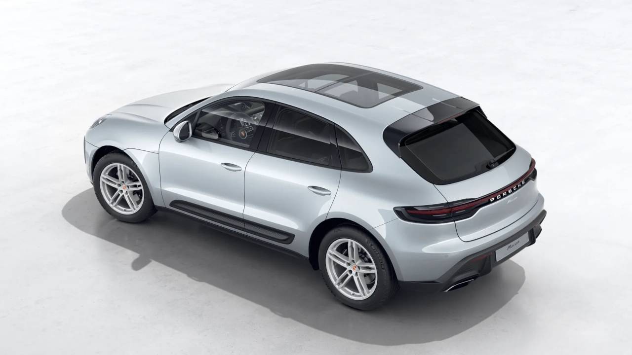 2026 Porsche Macan T photo 4