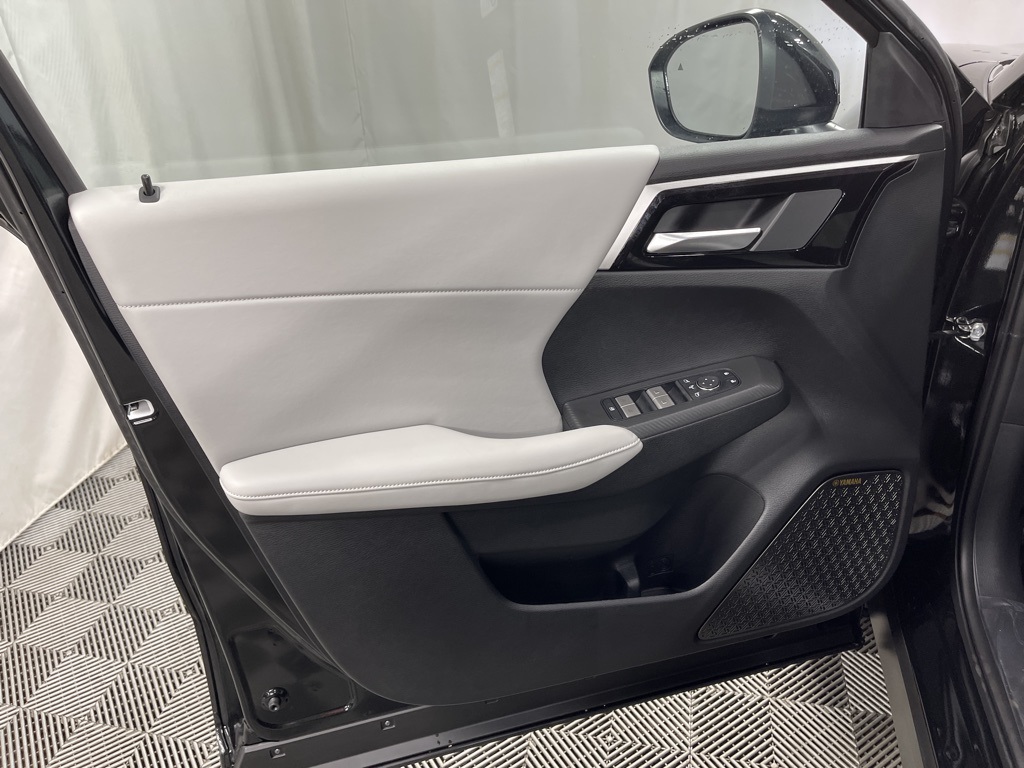 2025 Mitsubishi Outlander SE photo 19
