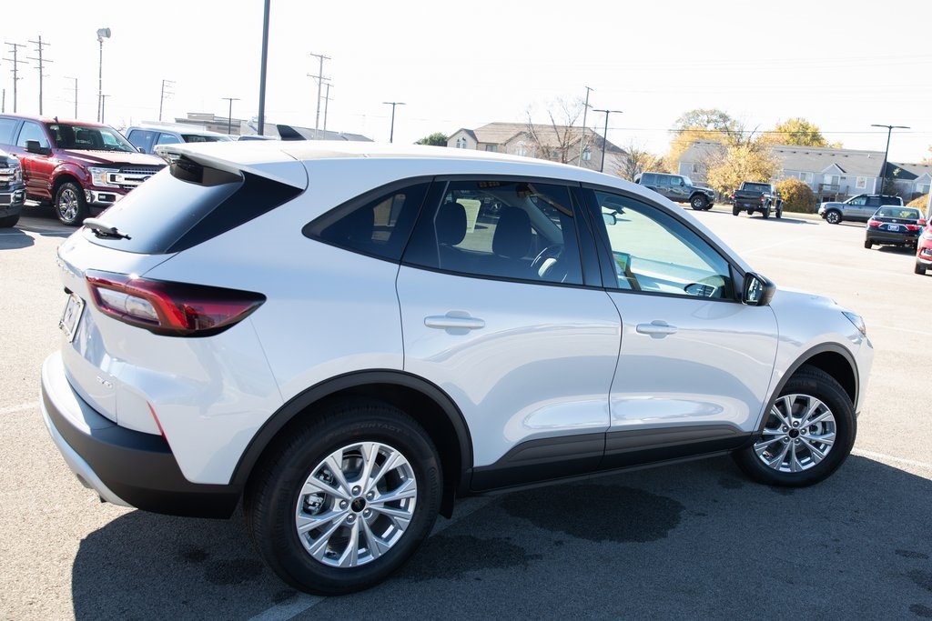 2025 Ford Escape Active photo 6