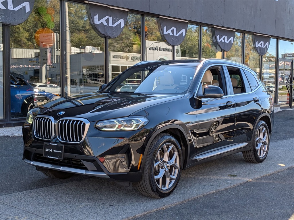 2023 BMW X3 30i's photo