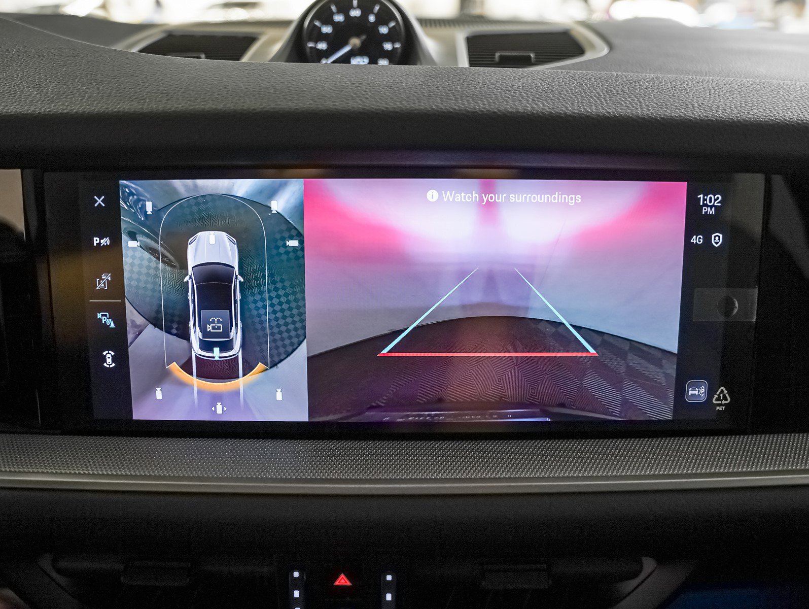 2025 Porsche Cayenne Coupe photo 20