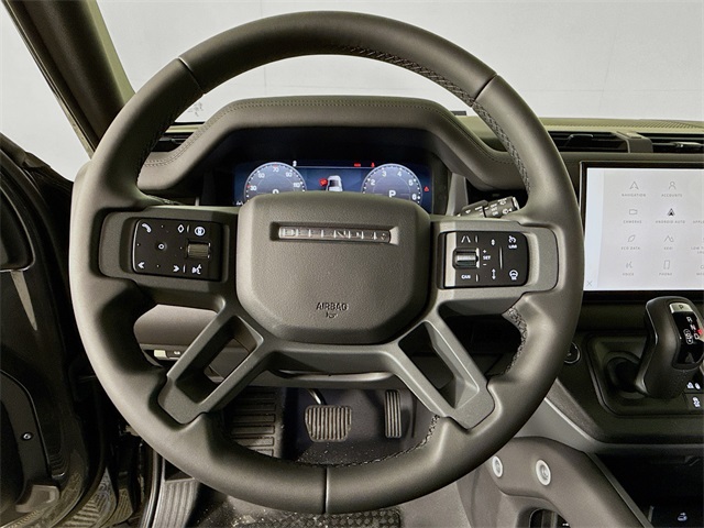 2025 Land Rover Defender 110 X-Dynamic SE photo 9