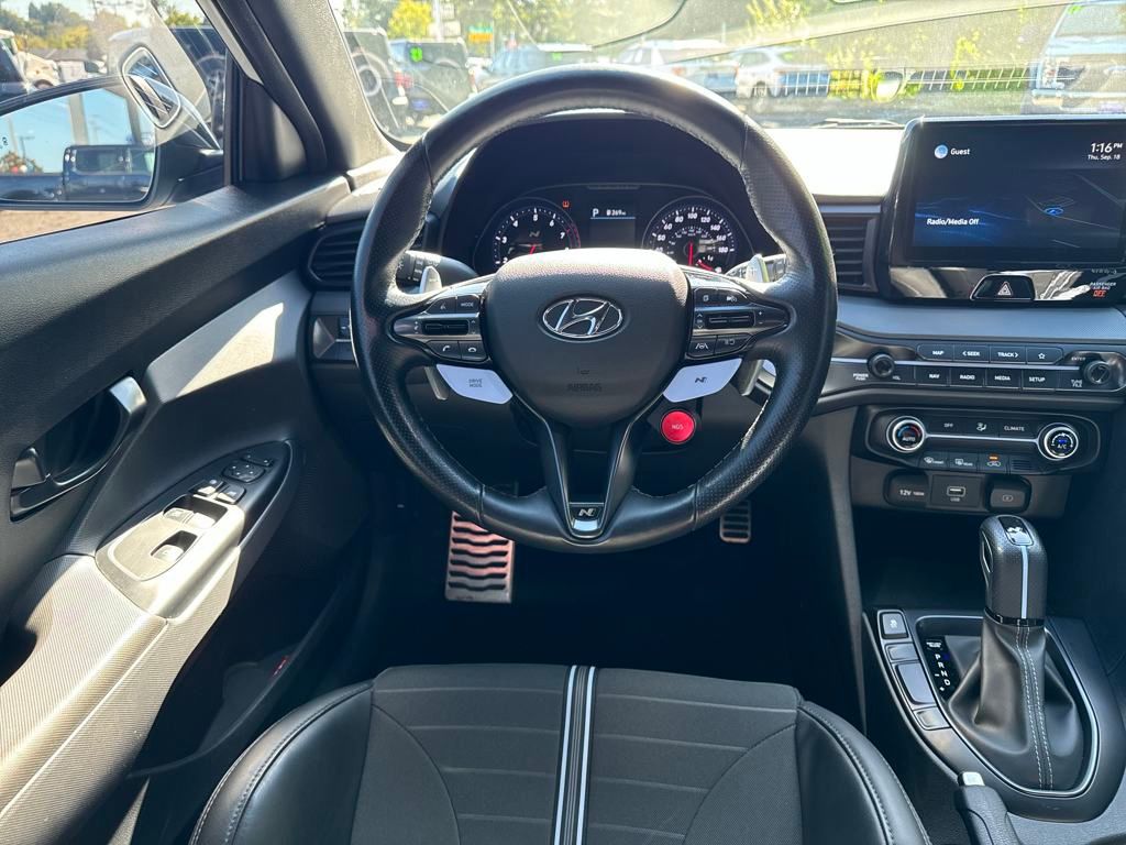 2022 Hyundai Veloster N Base photo 13