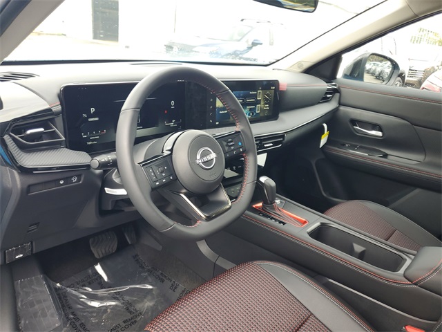 2025 Nissan Kicks SR photo 5