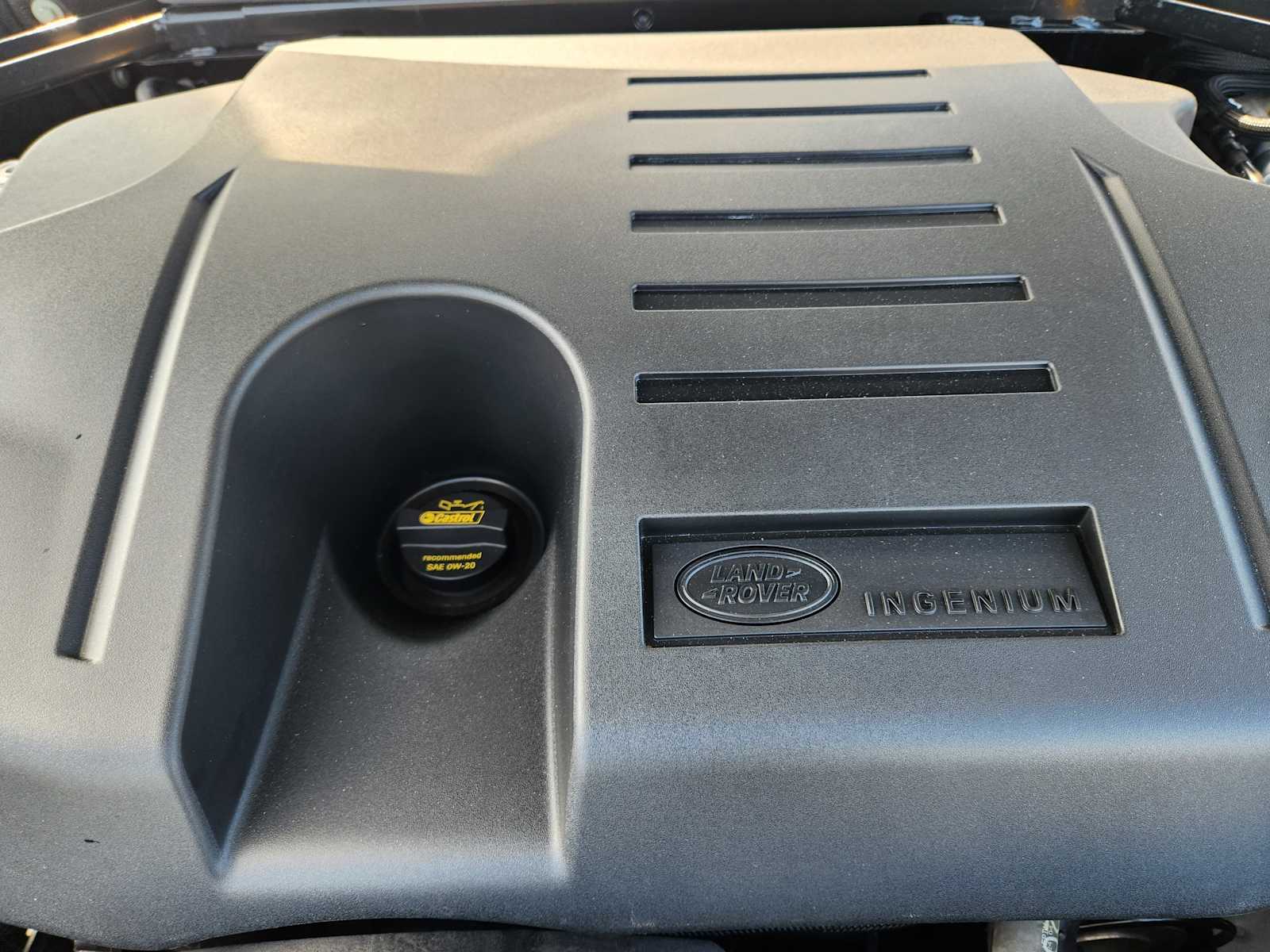 2022 Land Rover Defender X-Dynamic S photo 52