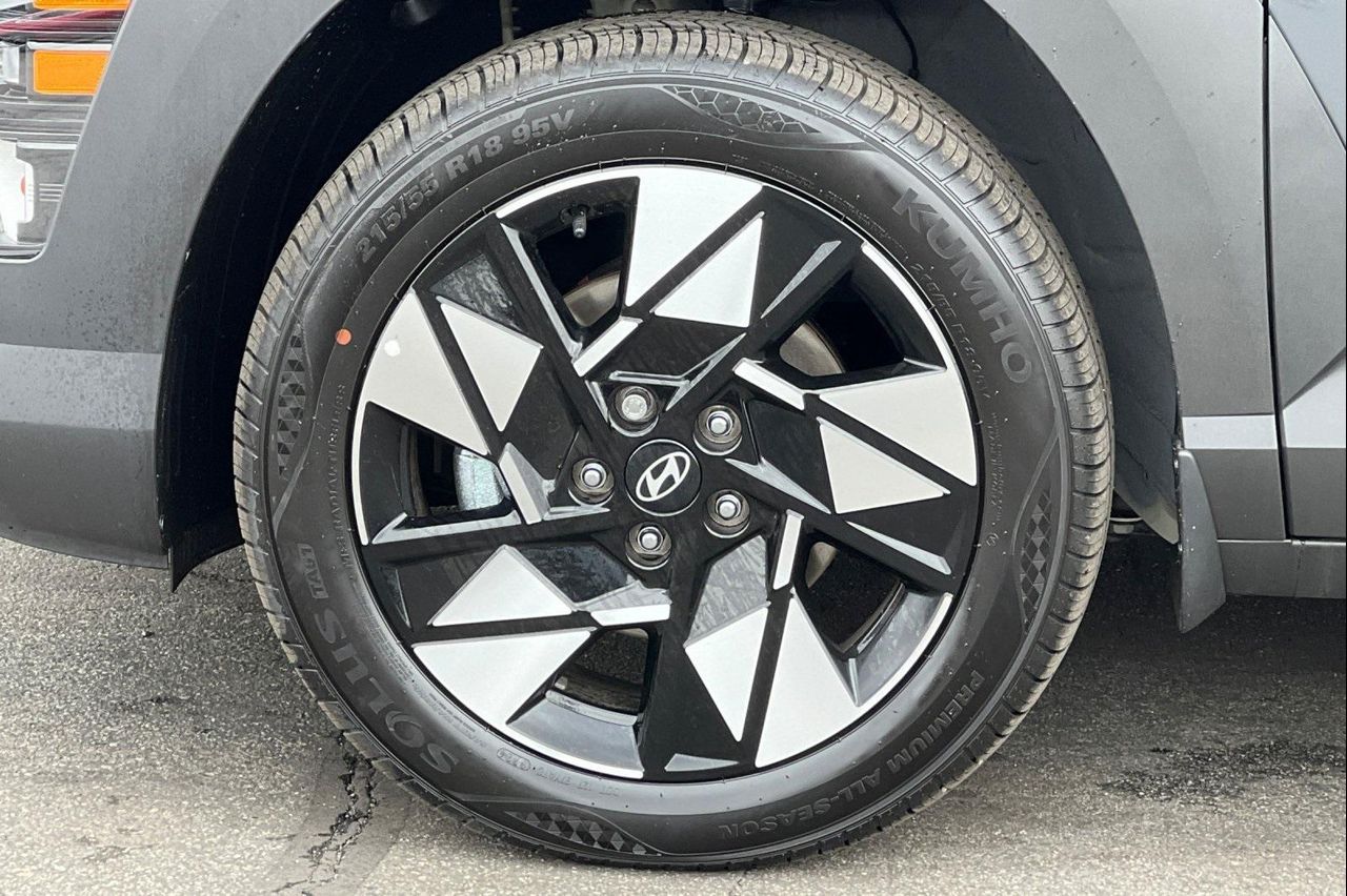 2025 Hyundai Kona SEL photo 30