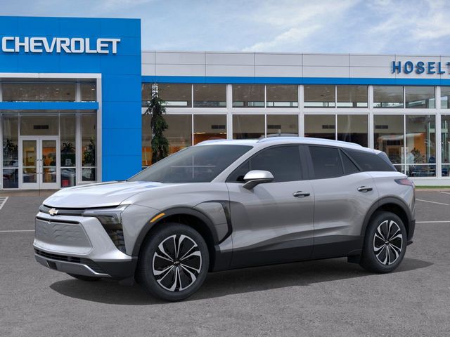 2025 Chevrolet Blazer EV photo 2
