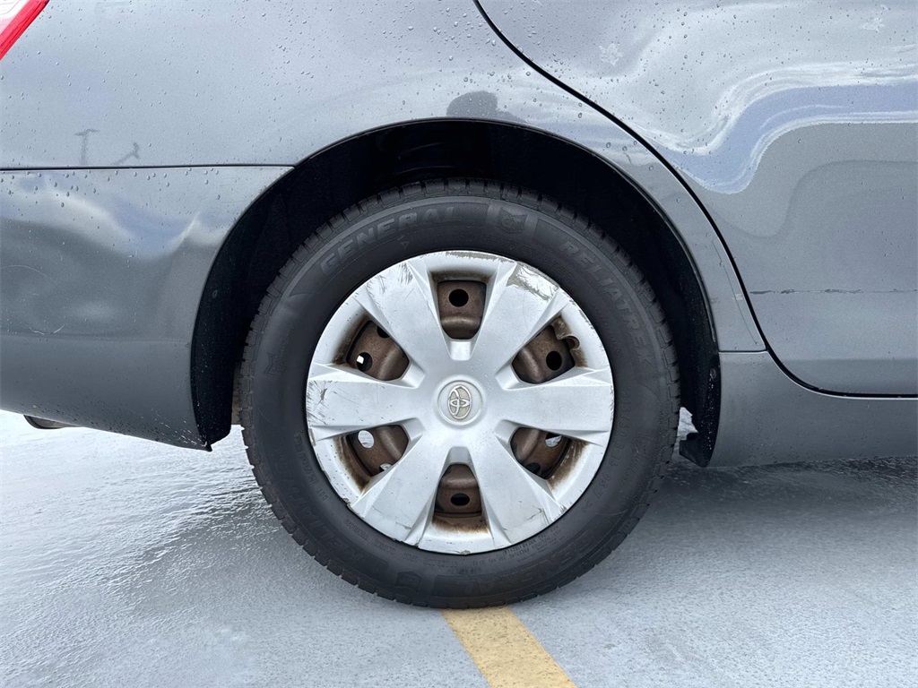 2008 Toyota Camry LE photo 5