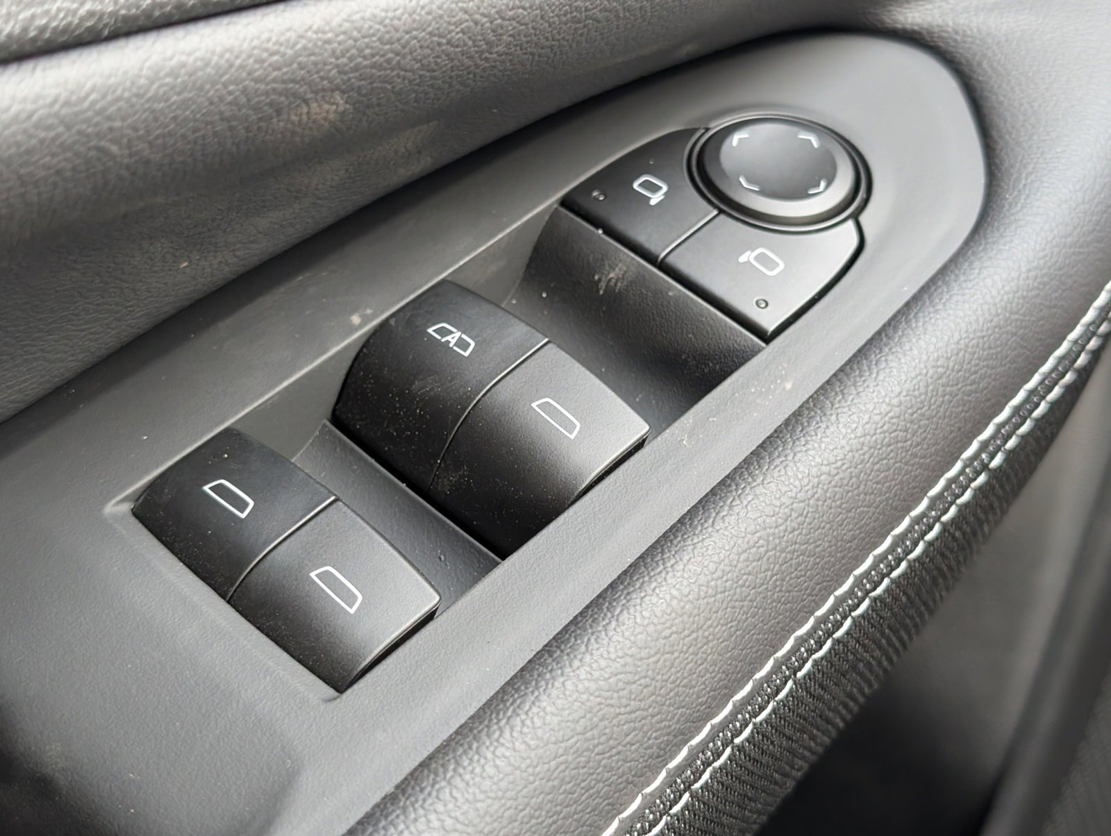 2025 Chevrolet Blazer EV photo 17