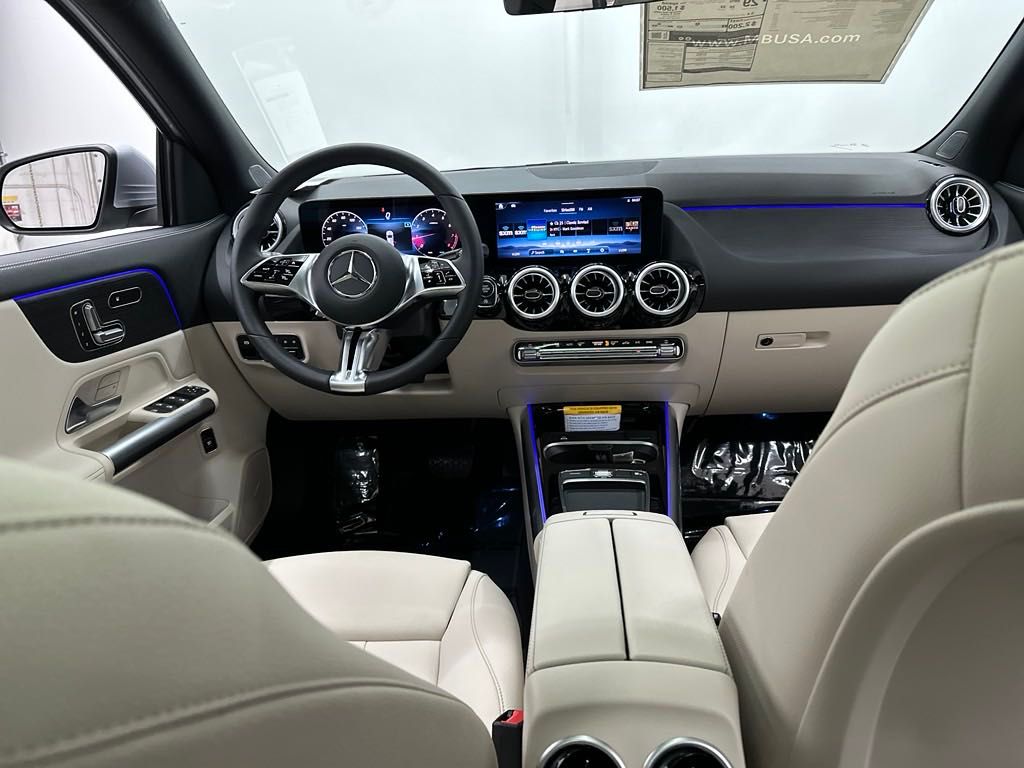 2025 Mercedes Benz GLA 250 photo 21