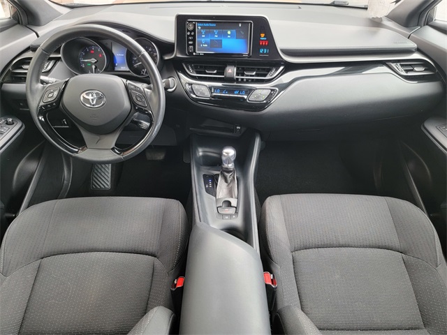 2018 Toyota C-HR XLE photo 15