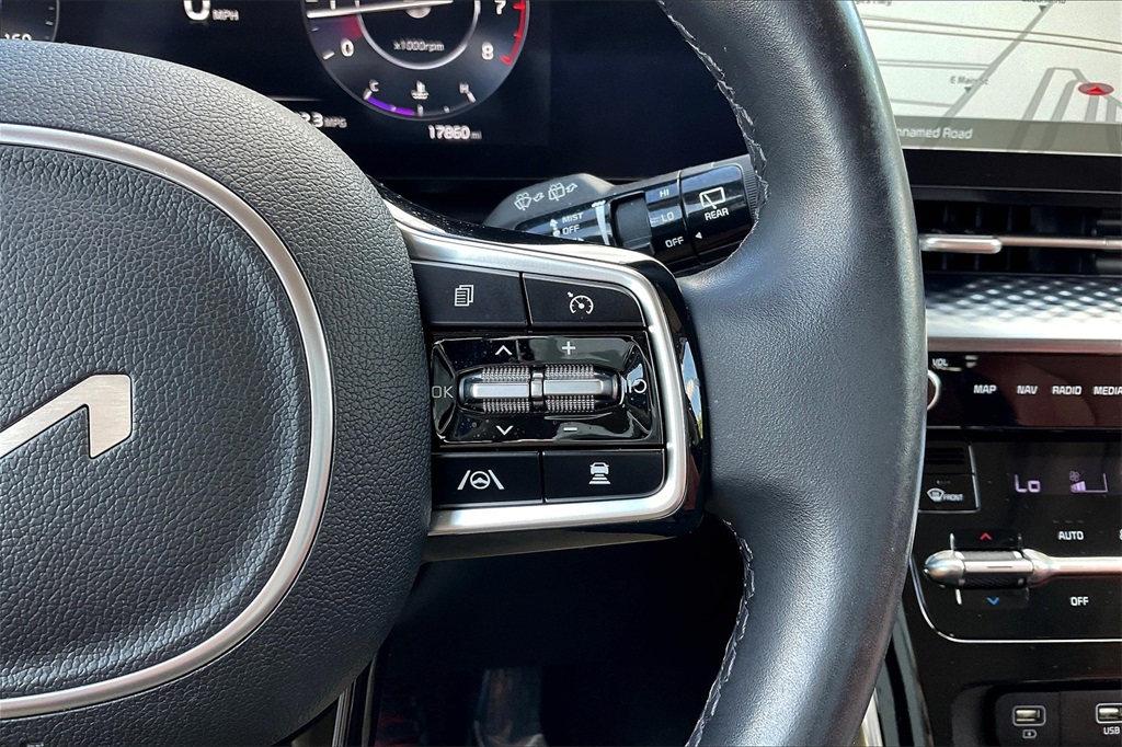 2022 Kia Carnival SX Prestige photo 23